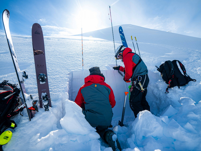 Heli Skiing Alaskas Tordrillo Mountains