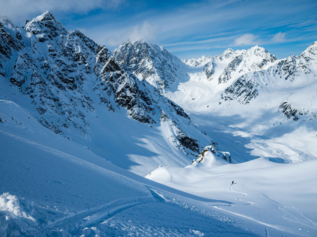 Heli Skiing Alaskas Tordrillo Mountains