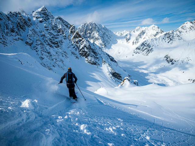 Heli Skiing Alaskas Tordrillo Mountains